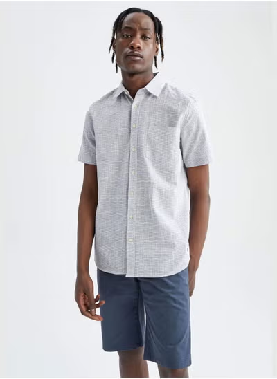 Chemise à manches courtes tissée à col polo pour homme DeFacto