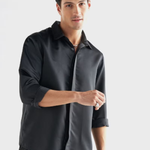 Chemise brodée coupe régulière FAV